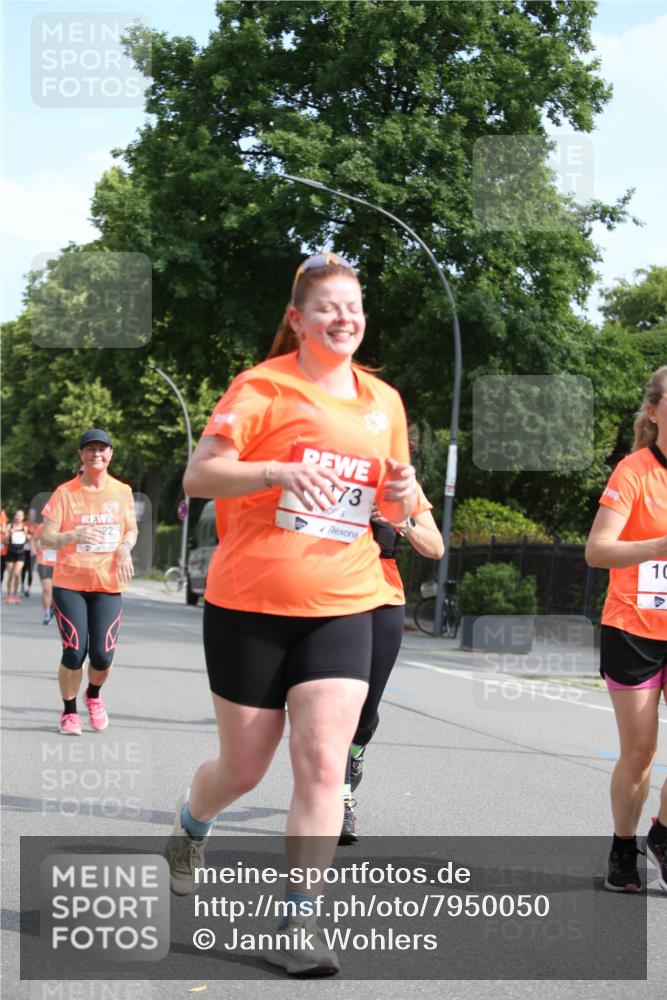 15.06.2025 - REWE Women's Run Jannik Wohlers http://msf.ph/oto/7950050 15.06.2025 09:48:59 Laufen 22, 73, 10 meine-sportfotos.de