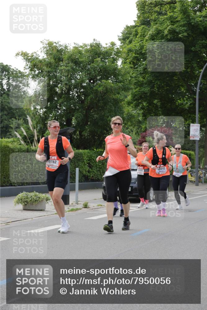 15.06.2025 - REWE Women's Run Jannik Wohlers http://msf.ph/oto/7950056 15.06.2025 08:32:20 Laufen 10782, 10655, 10842, 7094 meine-sportfotos.de