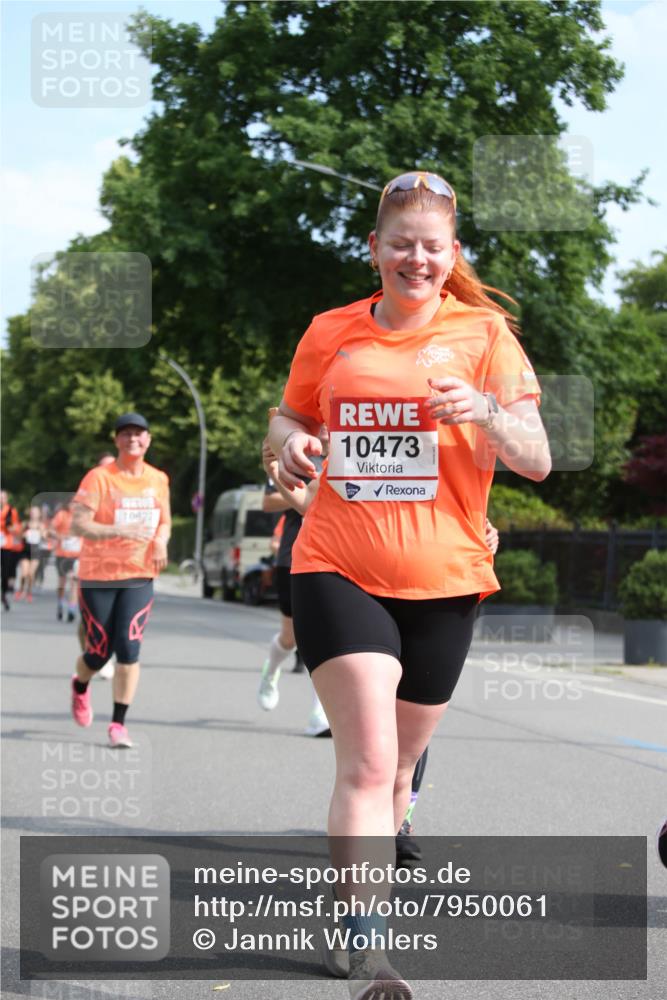 15.06.2025 - REWE Women's Run Jannik Wohlers http://msf.ph/oto/7950061 15.06.2025 09:48:59 Laufen 10822, 10473 meine-sportfotos.de