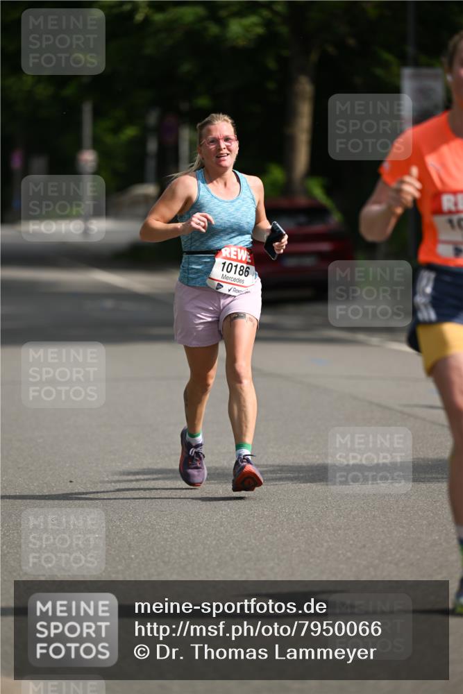 15.06.2025 - REWE Women's Run Dr. Thomas Lammeyer http://msf.ph/oto/7950066 15.06.2025 09:35:16 Laufen 10186 meine-sportfotos.de