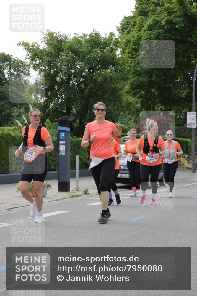 15.06.2025 - REWE Women's Run Jannik Wohlers http://msf.ph/oto/7950080 15.06.2025 08:32:20 Laufen 782, 1043 meine-sportfotos.de