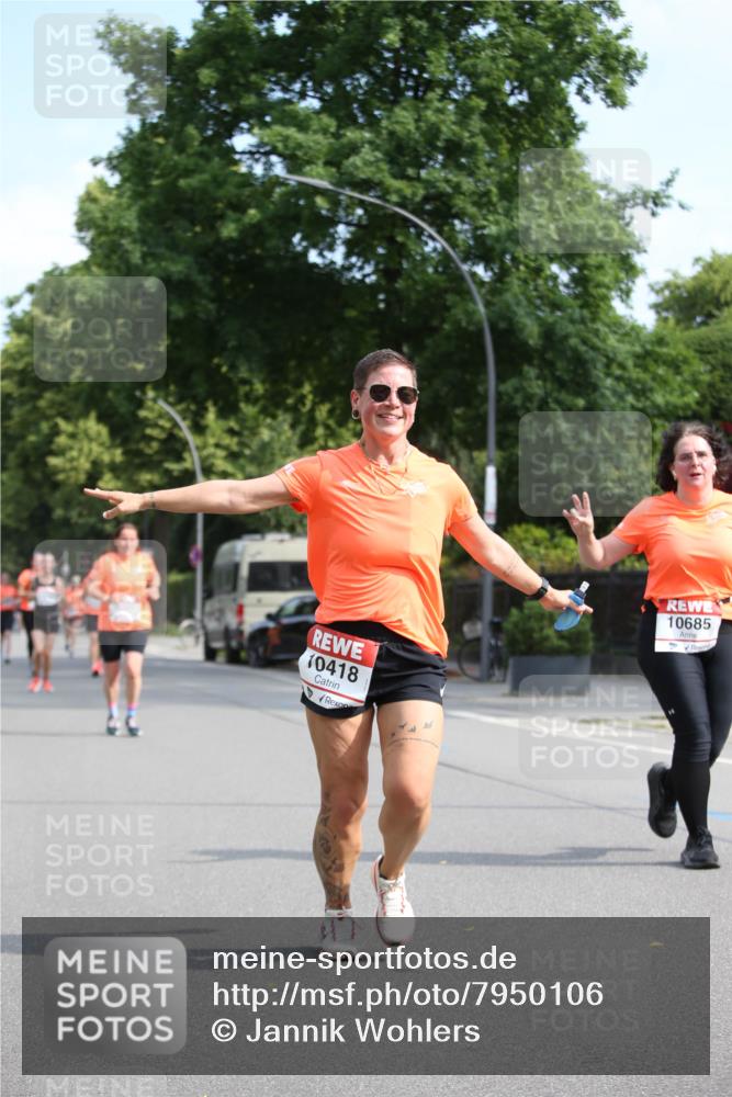 15.06.2025 - REWE Women's Run Jannik Wohlers http://msf.ph/oto/7950106 15.06.2025 09:49:03 Laufen 10418, 10685 meine-sportfotos.de