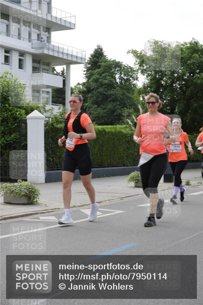15.06.2025 - REWE Women's Run Jannik Wohlers http://msf.ph/oto/7950114 15.06.2025 08:32:21 Laufen 10840 meine-sportfotos.de
