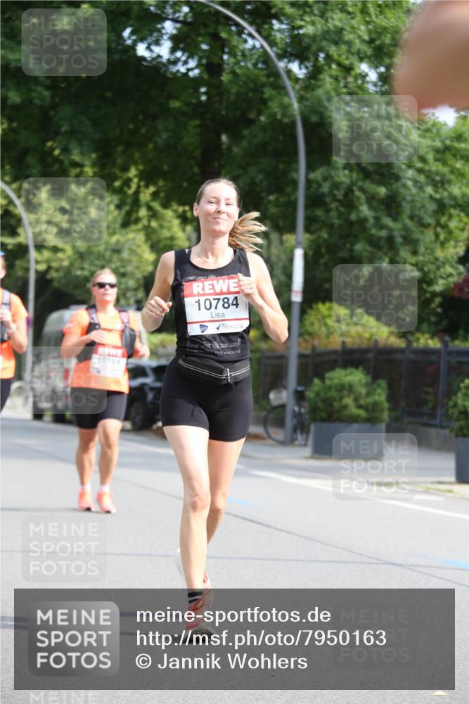 15.06.2025 - REWE Women's Run Jannik Wohlers http://msf.ph/oto/7950163 15.06.2025 09:49:10 Laufen 10784 meine-sportfotos.de