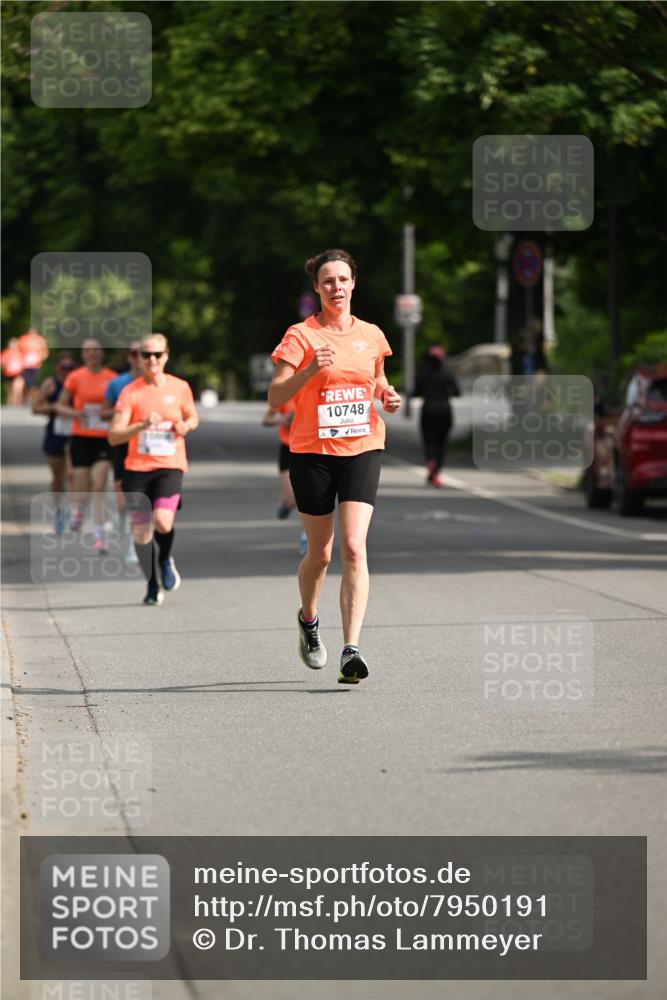 15.06.2025 - REWE Women's Run Dr. Thomas Lammeyer http://msf.ph/oto/7950191 15.06.2025 09:35:37 Laufen 10748 meine-sportfotos.de