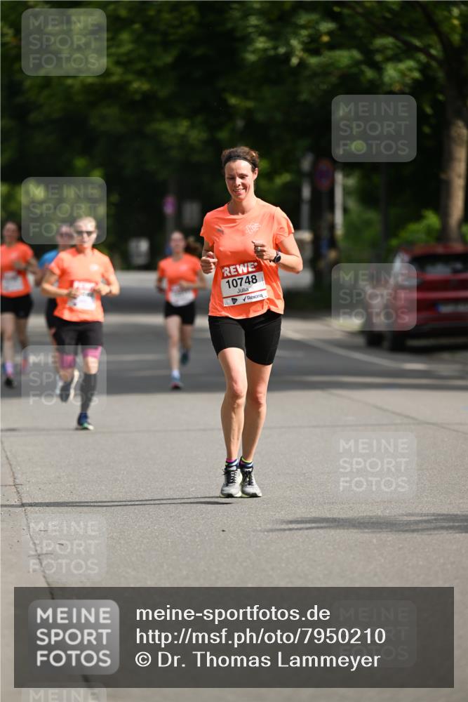 15.06.2025 - REWE Women's Run Dr. Thomas Lammeyer http://msf.ph/oto/7950210 15.06.2025 09:35:38 Laufen 10748 meine-sportfotos.de