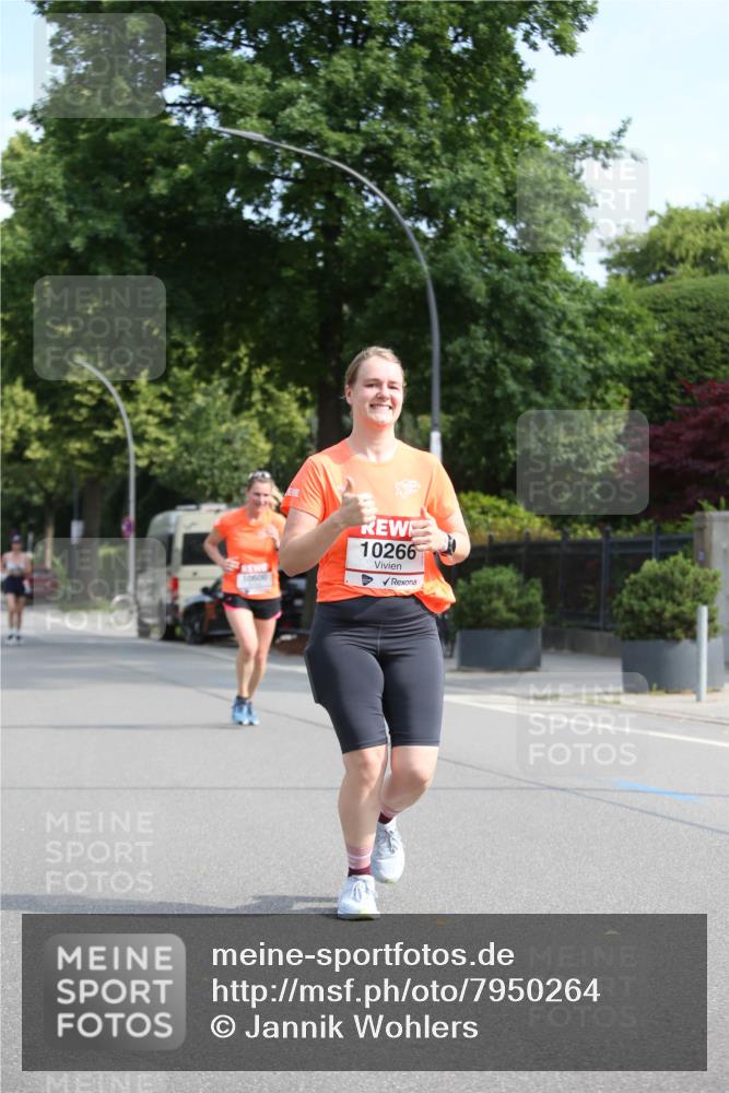 15.06.2025 - REWE Women's Run Jannik Wohlers http://msf.ph/oto/7950264 15.06.2025 09:49:16 Laufen 10600, 10266 meine-sportfotos.de