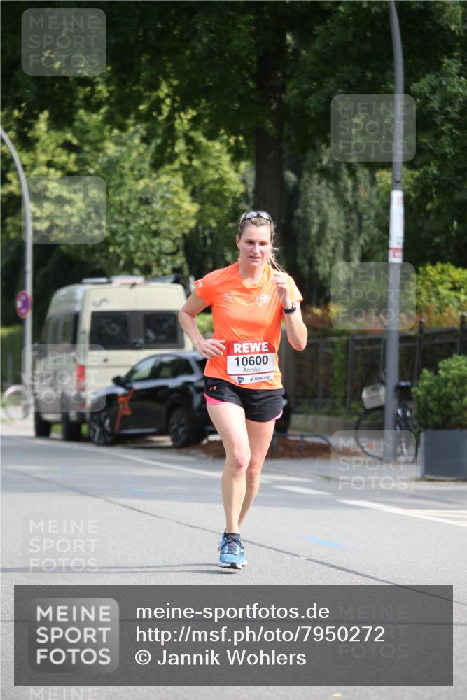 15.06.2025 - REWE Women's Run Jannik Wohlers http://msf.ph/oto/7950272 15.06.2025 09:49:17 Laufen 10600 meine-sportfotos.de