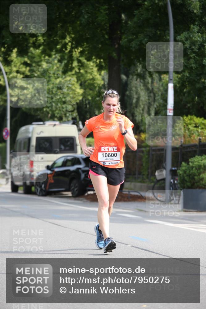 15.06.2025 - REWE Women's Run Jannik Wohlers http://msf.ph/oto/7950275 15.06.2025 09:49:17 Laufen 10600 meine-sportfotos.de