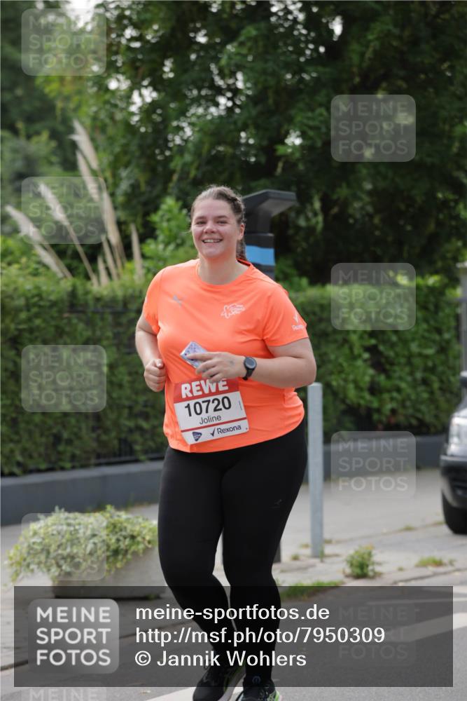 15.06.2025 - REWE Women's Run Jannik Wohlers http://msf.ph/oto/7950309 15.06.2025 08:32:32 Laufen 10720 meine-sportfotos.de