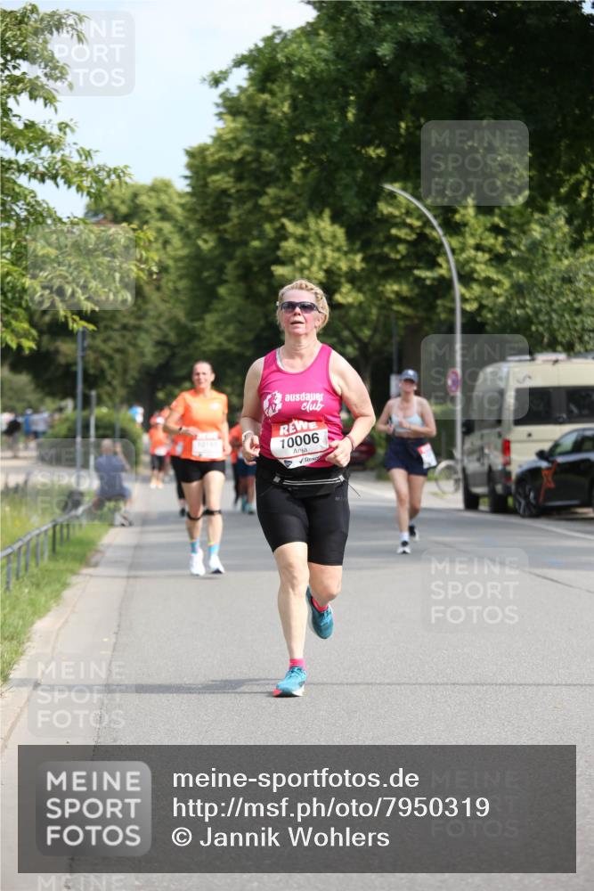 15.06.2025 - REWE Women's Run Jannik Wohlers http://msf.ph/oto/7950319 15.06.2025 09:49:21 Laufen 10006 meine-sportfotos.de