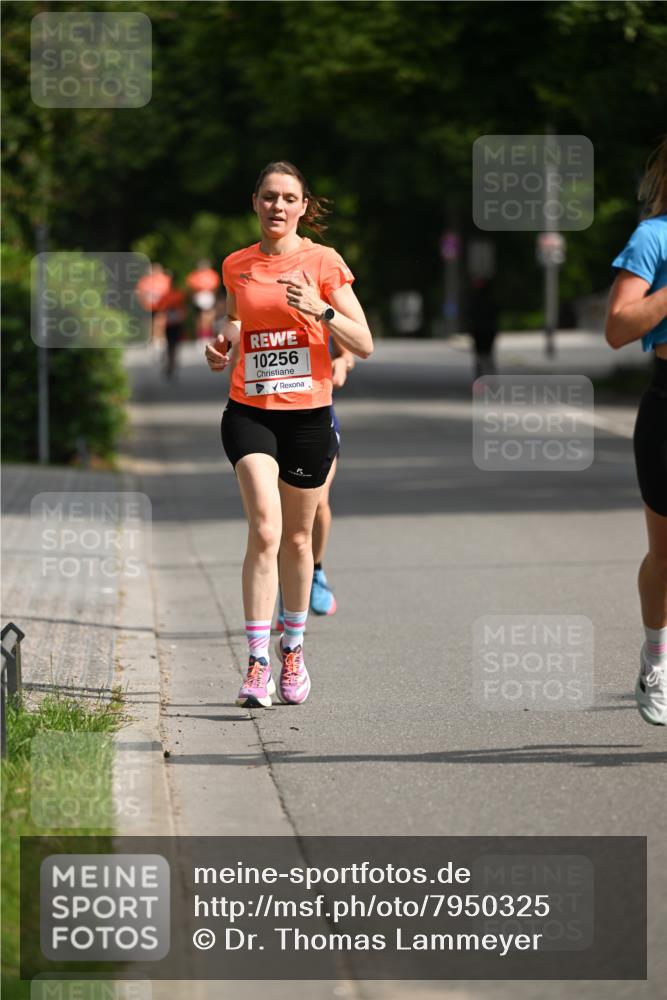 15.06.2025 - REWE Women's Run Dr. Thomas Lammeyer http://msf.ph/oto/7950325 15.06.2025 09:35:44 Laufen 10256 meine-sportfotos.de