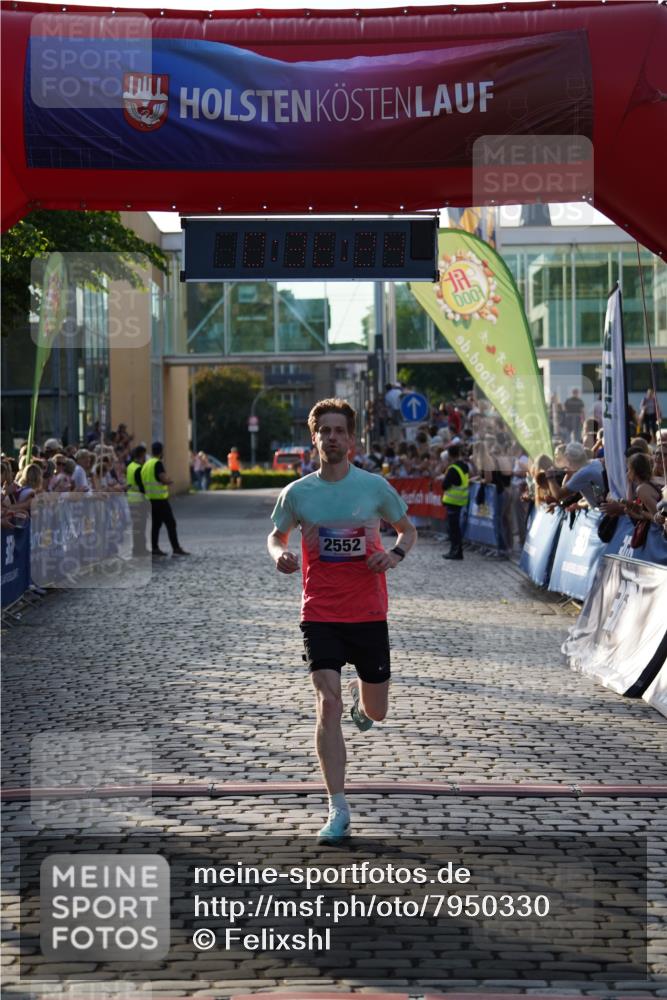 13.06.2025 - Holstenköstenlauf Felixshl http://msf.ph/oto/7950330 13.06.2025 19:36:23 Laufen 2052, 2552 meine-sportfotos.de