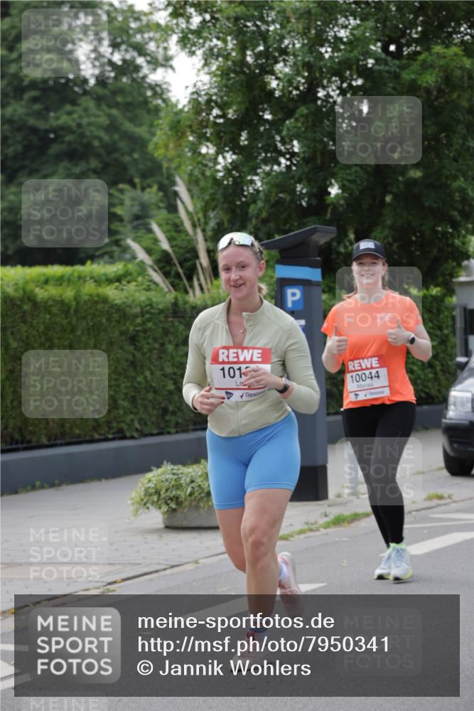 15.06.2025 - REWE Women's Run Jannik Wohlers http://msf.ph/oto/7950341 15.06.2025 08:32:33 Laufen 101, 10044 meine-sportfotos.de