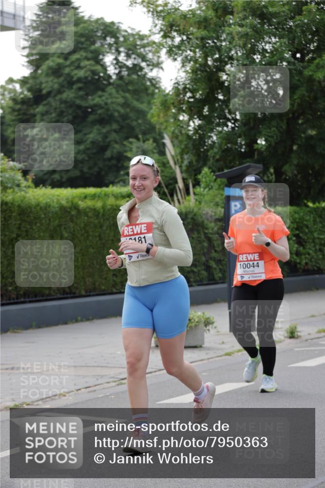 15.06.2025 - REWE Women's Run Jannik Wohlers http://msf.ph/oto/7950363 15.06.2025 08:32:34 Laufen 181, 10044 meine-sportfotos.de