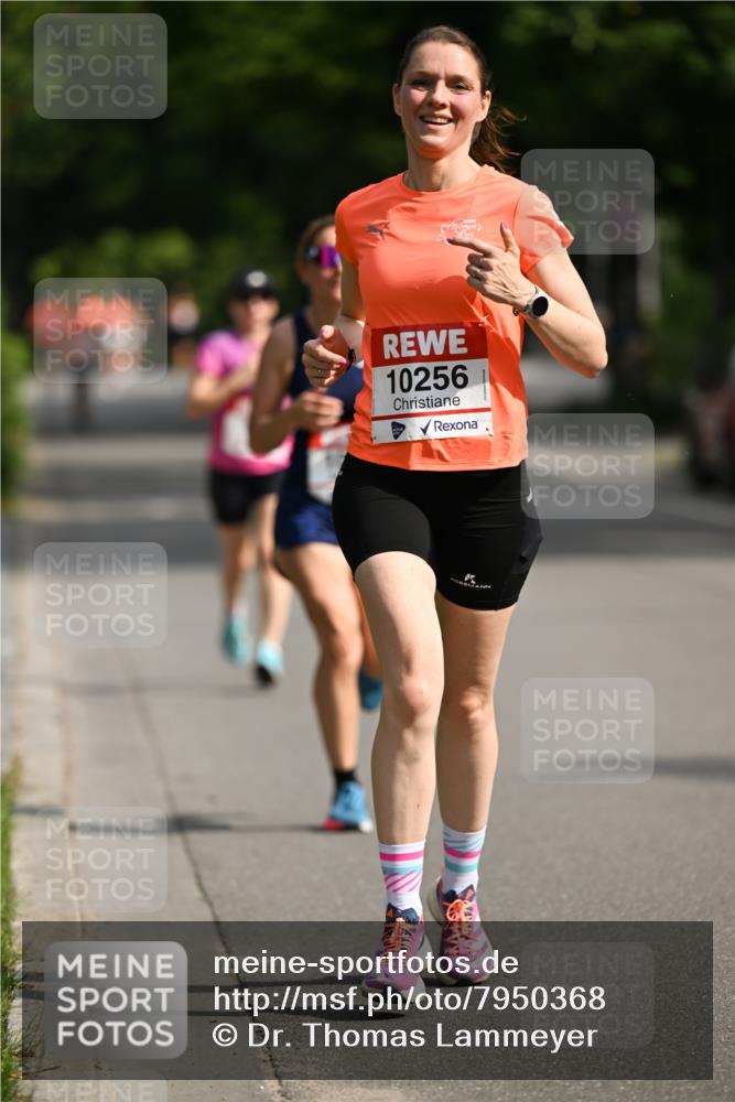 15.06.2025 - REWE Women's Run Dr. Thomas Lammeyer http://msf.ph/oto/7950368 15.06.2025 09:35:46 Laufen 10256 meine-sportfotos.de