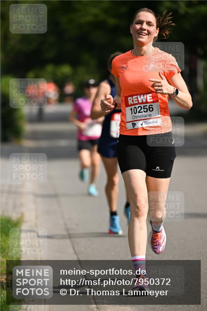 15.06.2025 - REWE Women's Run Dr. Thomas Lammeyer http://msf.ph/oto/7950372 15.06.2025 09:35:47 Laufen 10256 meine-sportfotos.de