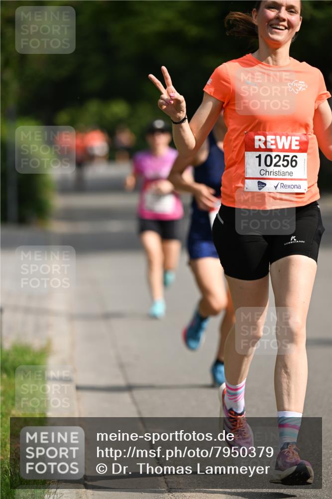 15.06.2025 - REWE Women's Run Dr. Thomas Lammeyer http://msf.ph/oto/7950379 15.06.2025 09:35:47 Laufen 10256 meine-sportfotos.de