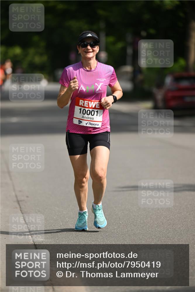 15.06.2025 - REWE Women's Run Dr. Thomas Lammeyer http://msf.ph/oto/7950419 15.06.2025 09:35:50 Laufen 10001 meine-sportfotos.de