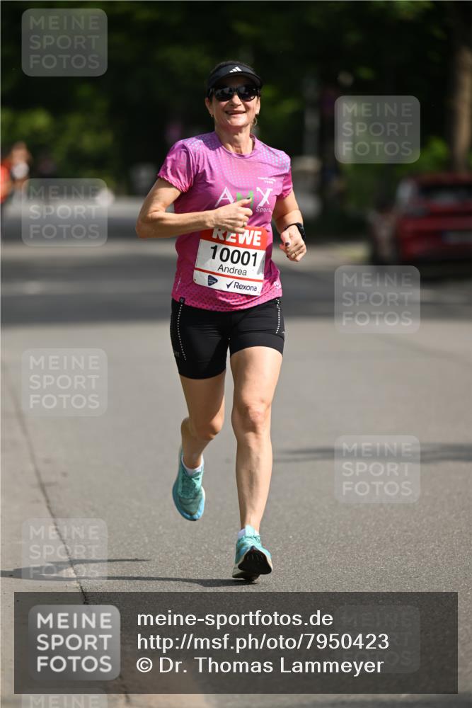 15.06.2025 - REWE Women's Run Dr. Thomas Lammeyer http://msf.ph/oto/7950423 15.06.2025 09:35:50 Laufen 10001 meine-sportfotos.de