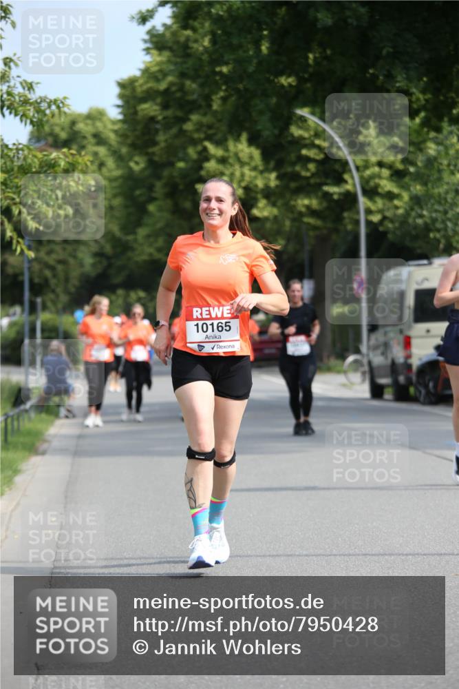 15.06.2025 - REWE Women's Run Jannik Wohlers http://msf.ph/oto/7950428 15.06.2025 09:49:25 Laufen 10165 meine-sportfotos.de