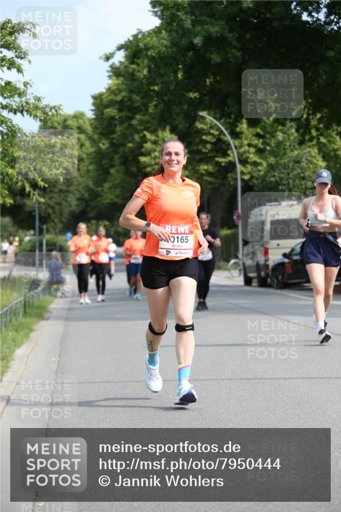 15.06.2025 - REWE Women's Run Jannik Wohlers http://msf.ph/oto/7950444 15.06.2025 09:49:25 Laufen 0165 meine-sportfotos.de