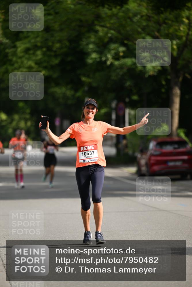 15.06.2025 - REWE Women's Run Dr. Thomas Lammeyer http://msf.ph/oto/7950482 15.06.2025 09:36:03 Laufen 10537 meine-sportfotos.de