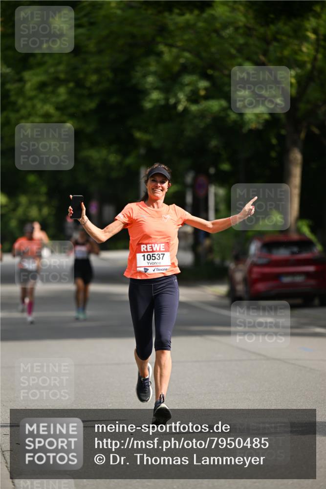 15.06.2025 - REWE Women's Run Dr. Thomas Lammeyer http://msf.ph/oto/7950485 15.06.2025 09:36:03 Laufen 10537 meine-sportfotos.de