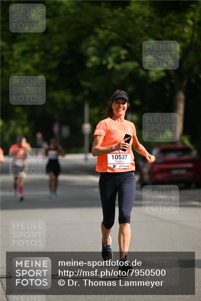 15.06.2025 - REWE Women's Run Dr. Thomas Lammeyer http://msf.ph/oto/7950500 15.06.2025 09:36:04 Laufen 10537 meine-sportfotos.de