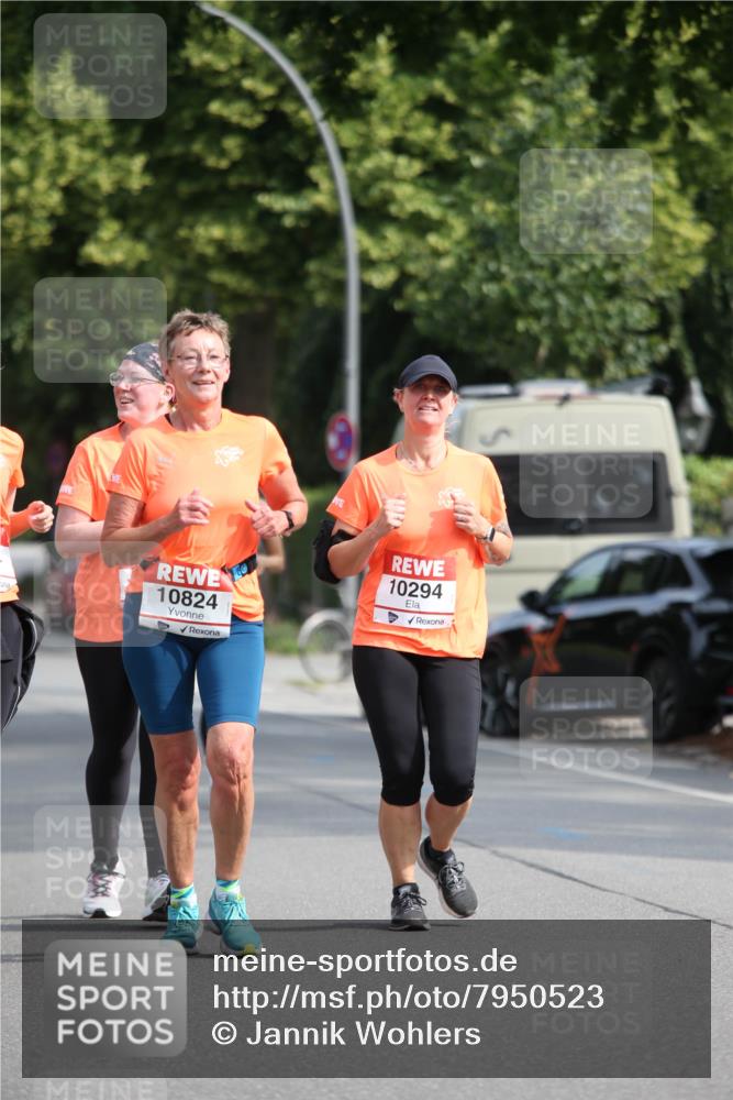 15.06.2025 - REWE Women's Run Jannik Wohlers http://msf.ph/oto/7950523 15.06.2025 09:49:32 Laufen 10824, 10294 meine-sportfotos.de
