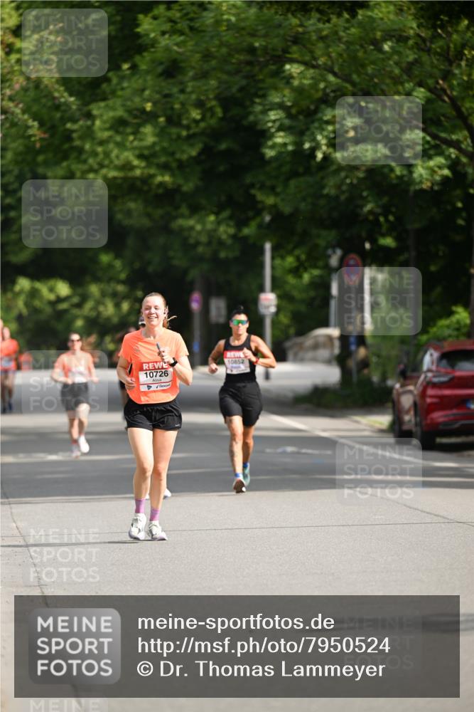 15.06.2025 - REWE Women's Run Dr. Thomas Lammeyer http://msf.ph/oto/7950524 15.06.2025 09:36:06 Laufen 10726 meine-sportfotos.de