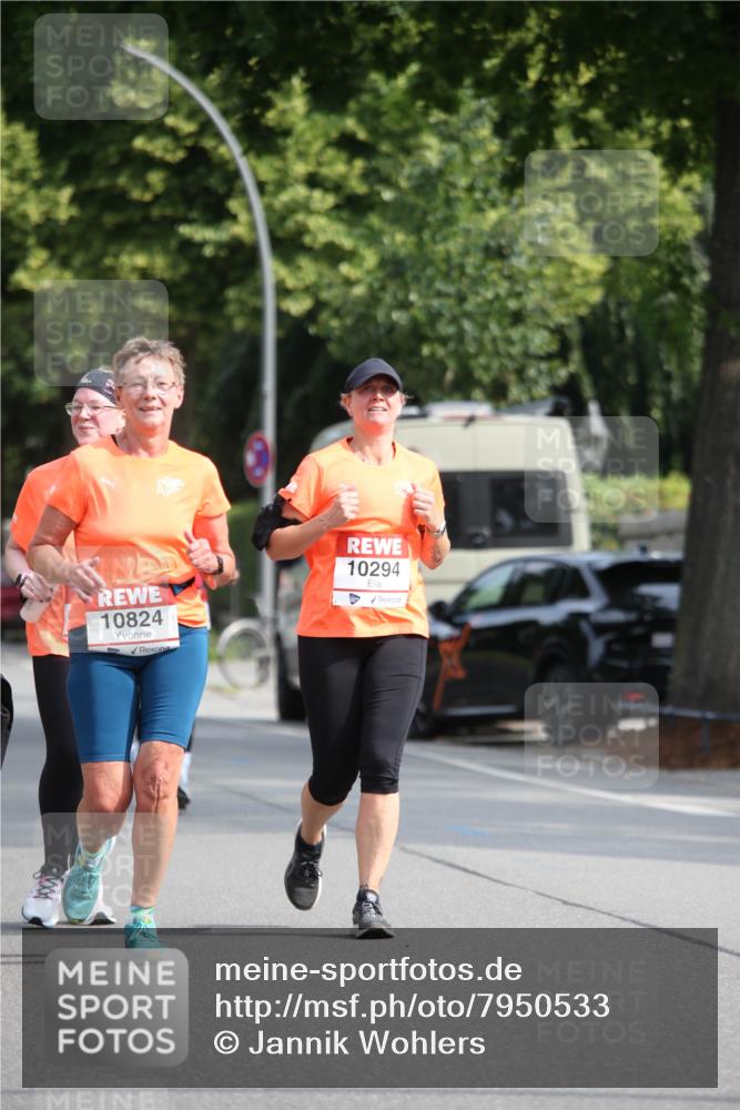 15.06.2025 - REWE Women's Run Jannik Wohlers http://msf.ph/oto/7950533 15.06.2025 09:49:33 Laufen 10824, 10294 meine-sportfotos.de