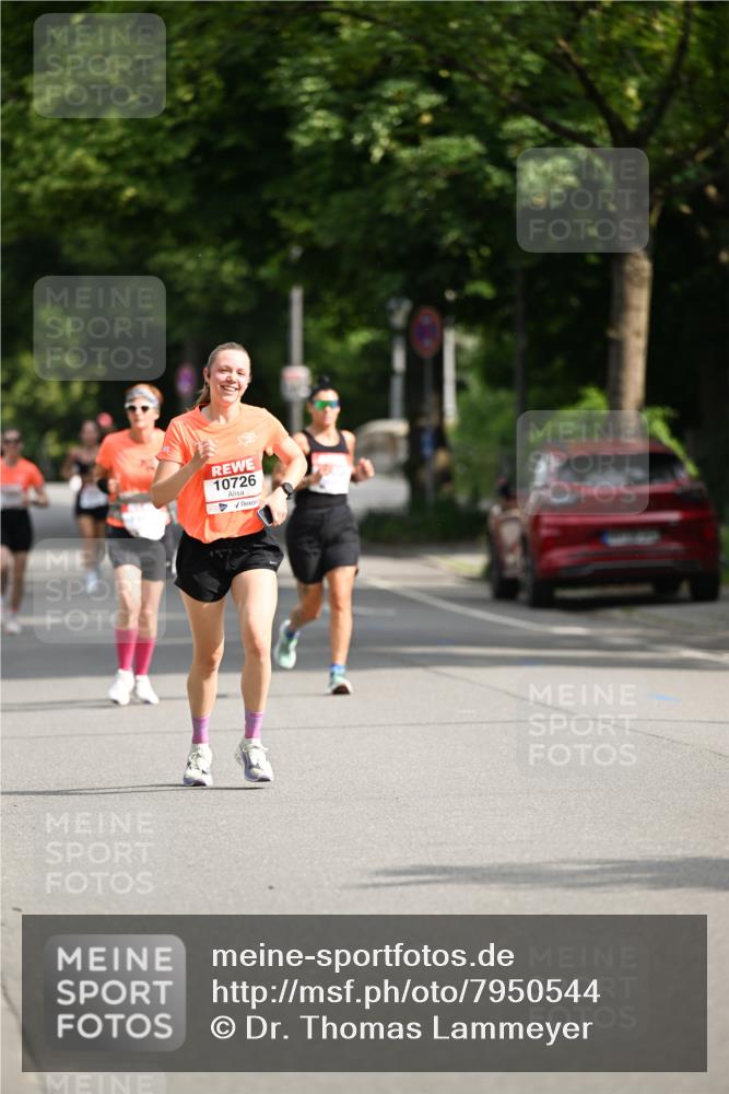 15.06.2025 - REWE Women's Run Dr. Thomas Lammeyer http://msf.ph/oto/7950544 15.06.2025 09:36:08 Laufen 10726 meine-sportfotos.de