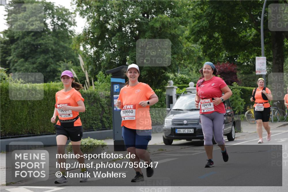 15.06.2025 - REWE Women's Run Jannik Wohlers http://msf.ph/oto/7950547 15.06.2025 08:32:47 Laufen 1066, 10660, 1043, 10419, 10504 meine-sportfotos.de