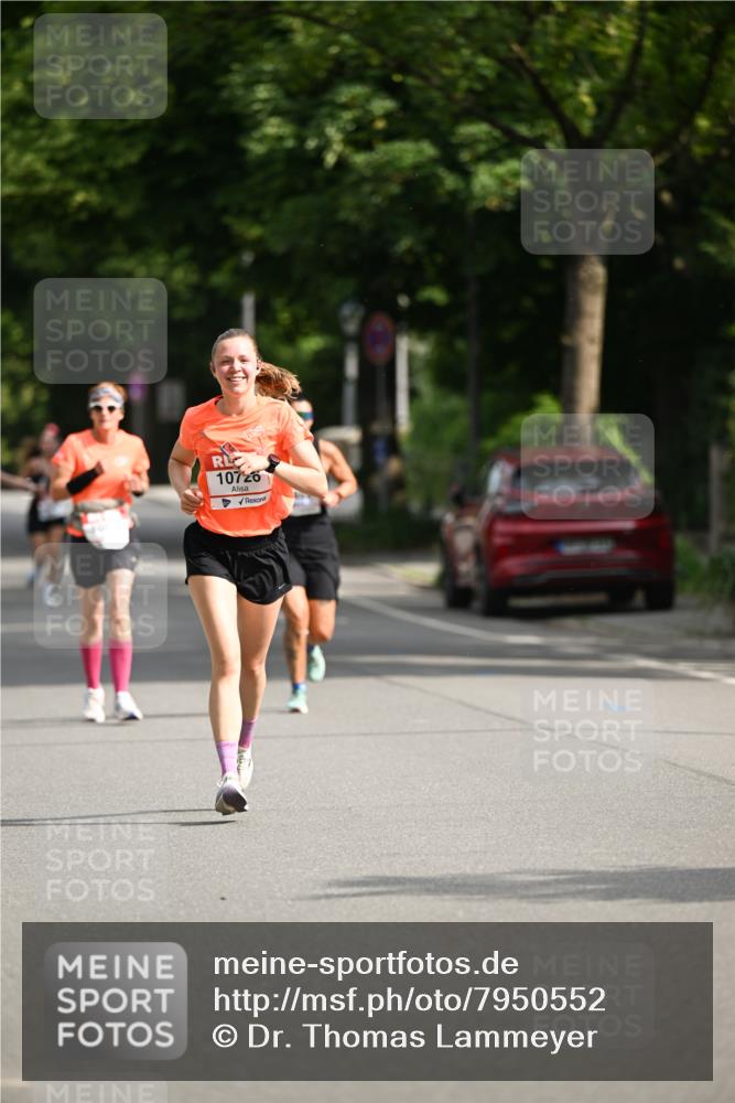 15.06.2025 - REWE Women's Run Dr. Thomas Lammeyer http://msf.ph/oto/7950552 15.06.2025 09:36:08 Laufen 10726 meine-sportfotos.de