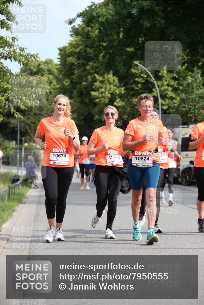 15.06.2025 - REWE Women's Run Jannik Wohlers http://msf.ph/oto/7950555 15.06.2025 09:49:34 Laufen 10674, 10472, 10824, 870 meine-sportfotos.de