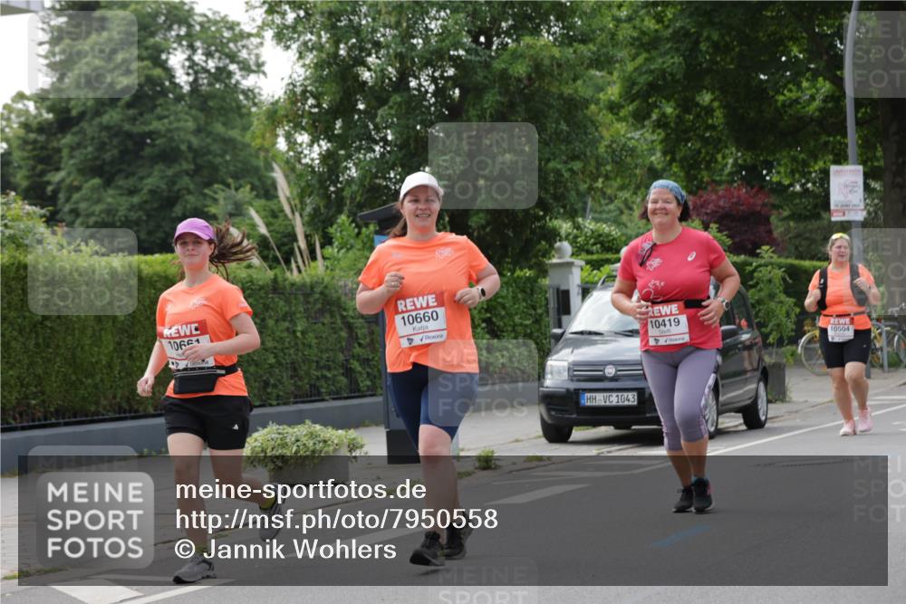 15.06.2025 - REWE Women's Run Jannik Wohlers http://msf.ph/oto/7950558 15.06.2025 08:32:47 Laufen 10661, 10660, 1043, 10419, 10504 meine-sportfotos.de