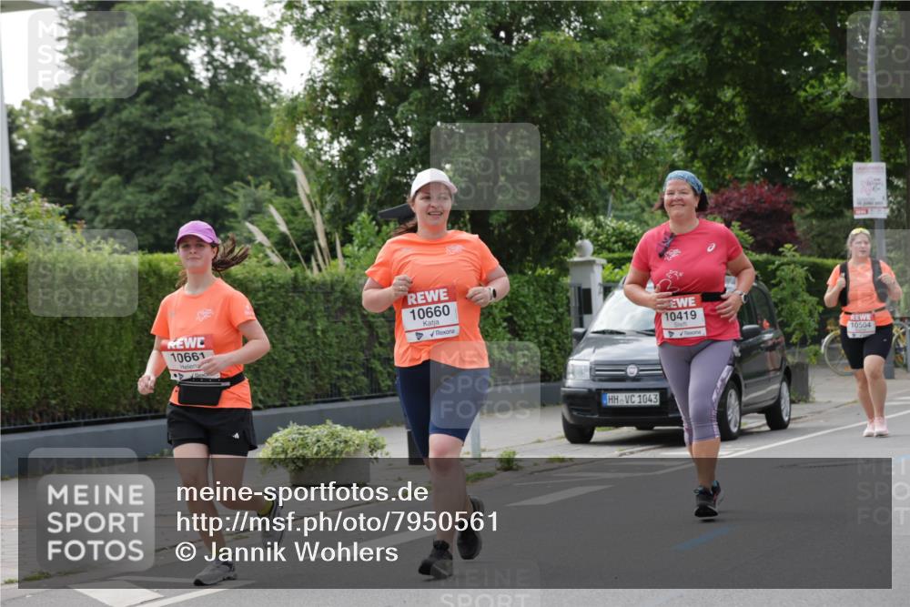15.06.2025 - REWE Women's Run Jannik Wohlers http://msf.ph/oto/7950561 15.06.2025 08:32:47 Laufen 10661, 10660, 1043, 10419, 10504 meine-sportfotos.de