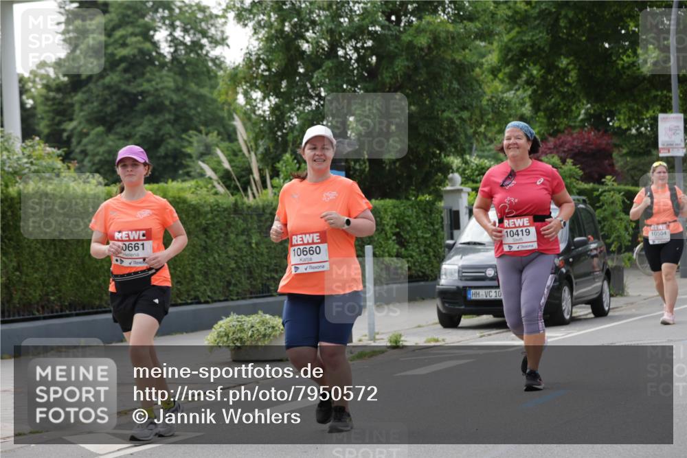 15.06.2025 - REWE Women's Run Jannik Wohlers http://msf.ph/oto/7950572 15.06.2025 08:32:47 Laufen 0661, 10660, 10, 10419, 10504 meine-sportfotos.de