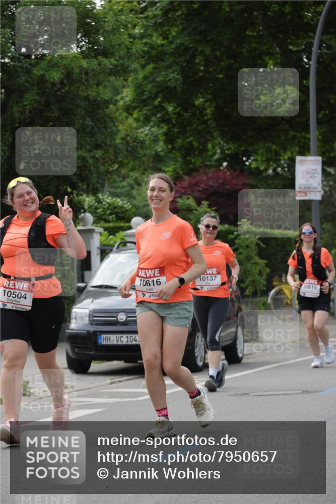 15.06.2025 - REWE Women's Run Jannik Wohlers http://msf.ph/oto/7950657 15.06.2025 08:32:50 Laufen 10137, 10616, 10815, 10504, 104 meine-sportfotos.de