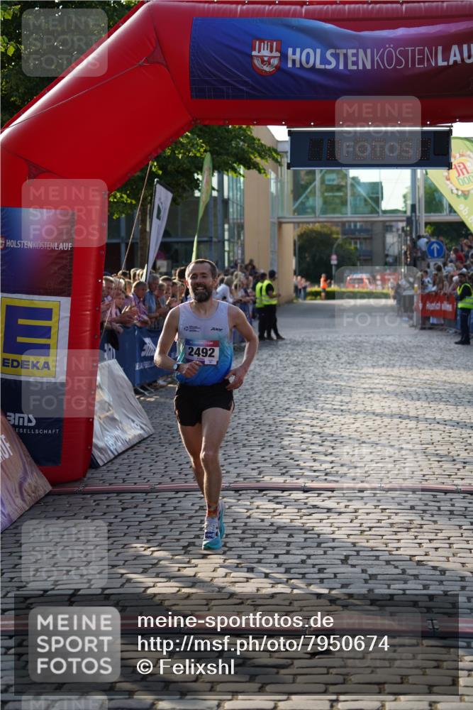 13.06.2025 - Holstenköstenlauf Felixshl http://msf.ph/oto/7950674 13.06.2025 19:36:41 Laufen 2492 meine-sportfotos.de