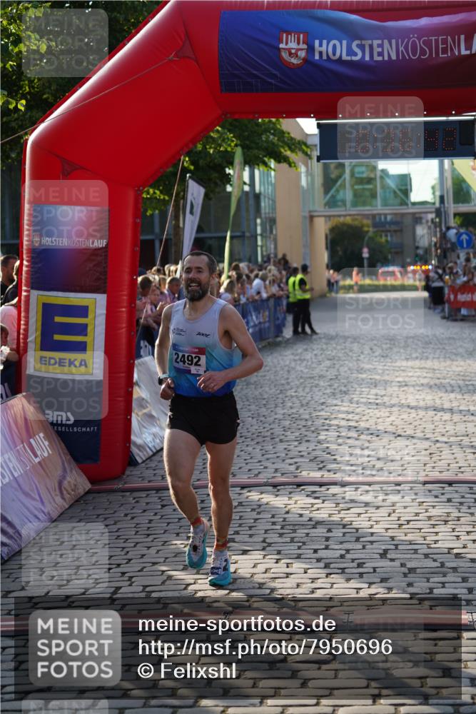 13.06.2025 - Holstenköstenlauf Felixshl http://msf.ph/oto/7950696 13.06.2025 19:36:42 Laufen 2492 meine-sportfotos.de