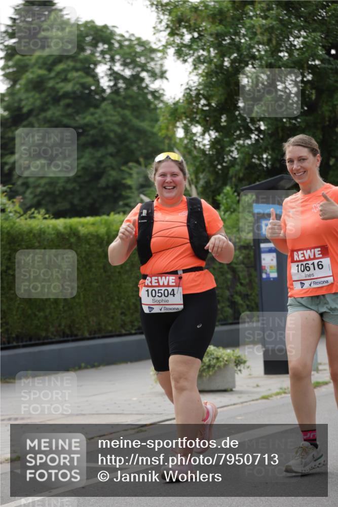 15.06.2025 - REWE Women's Run Jannik Wohlers http://msf.ph/oto/7950713 15.06.2025 08:32:52 Laufen 10504, 32, 10616 meine-sportfotos.de