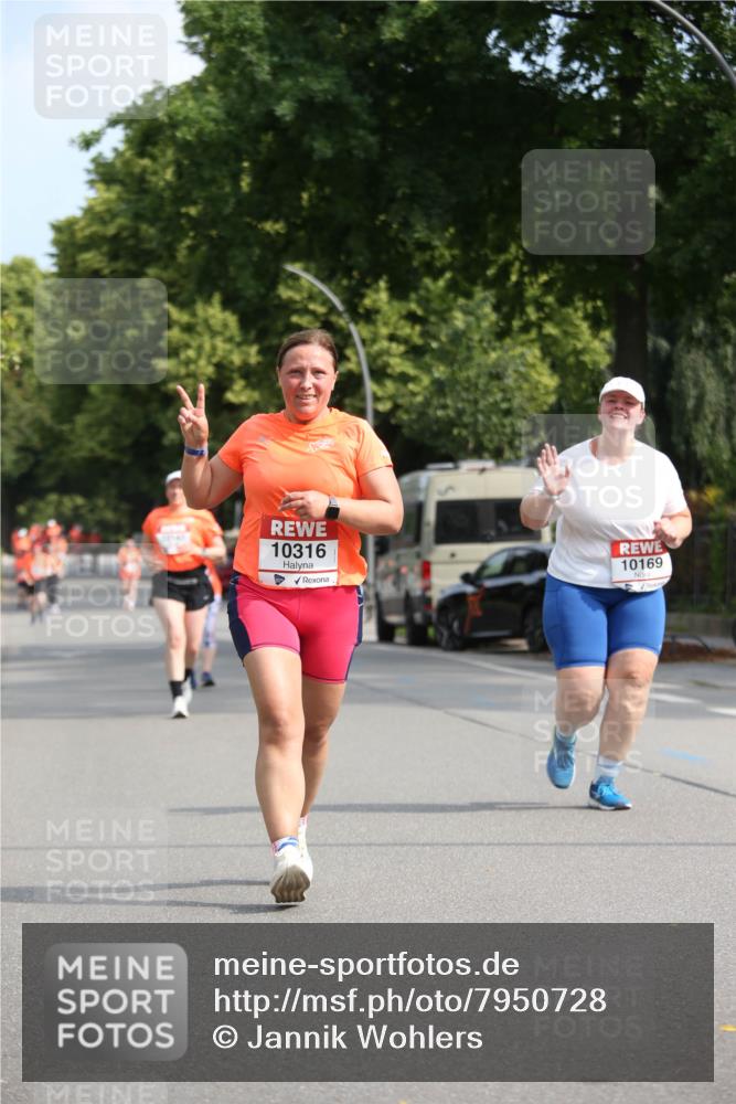 15.06.2025 - REWE Women's Run Jannik Wohlers http://msf.ph/oto/7950728 15.06.2025 09:49:47 Laufen 10316, 10169 meine-sportfotos.de