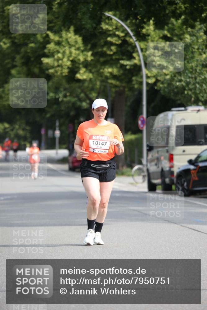15.06.2025 - REWE Women's Run Jannik Wohlers http://msf.ph/oto/7950751 15.06.2025 09:49:49 Laufen 10147 meine-sportfotos.de