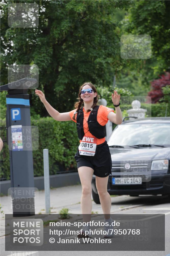 15.06.2025 - REWE Women's Run Jannik Wohlers http://msf.ph/oto/7950768 15.06.2025 08:32:54 Laufen 10815, 1043 meine-sportfotos.de