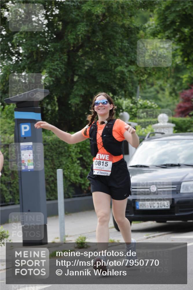 15.06.2025 - REWE Women's Run Jannik Wohlers http://msf.ph/oto/7950770 15.06.2025 08:32:54 Laufen 10815, 1043 meine-sportfotos.de