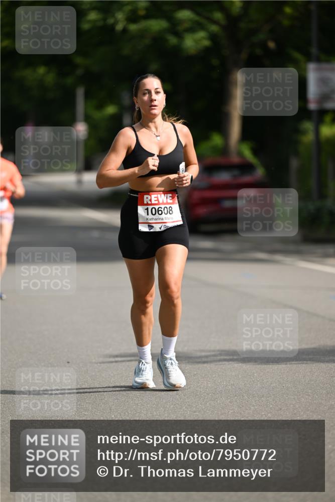 15.06.2025 - REWE Women's Run Dr. Thomas Lammeyer http://msf.ph/oto/7950772 15.06.2025 09:36:21 Laufen 10608 meine-sportfotos.de