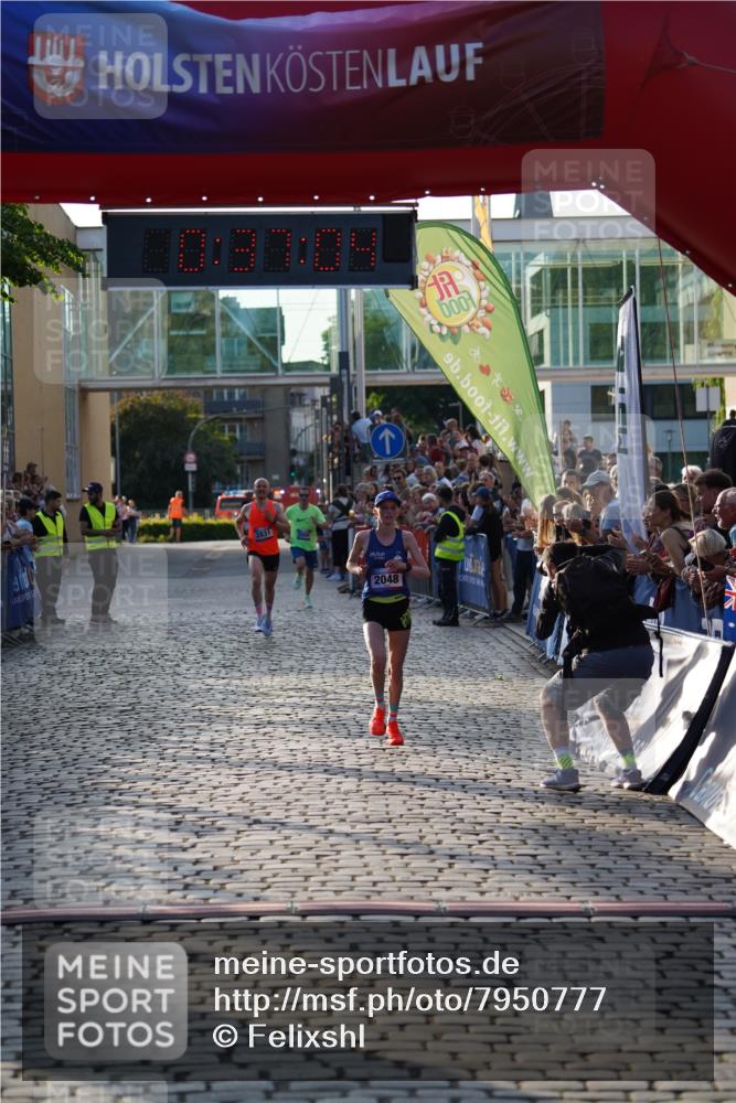 13.06.2025 - Holstenköstenlauf Felixshl http://msf.ph/oto/7950777 13.06.2025 19:37:04 Laufen 2048, 2831, 2888 meine-sportfotos.de