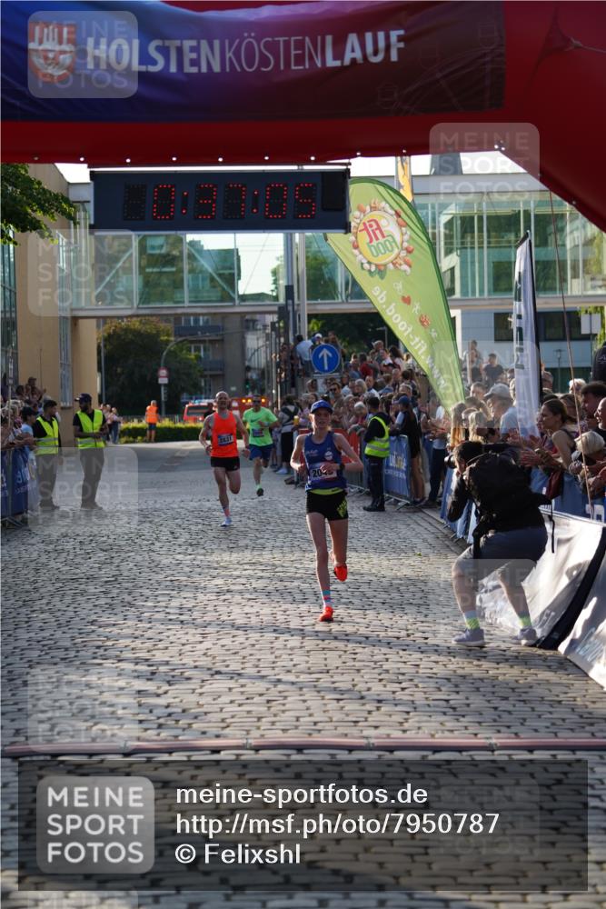 13.06.2025 - Holstenköstenlauf Felixshl http://msf.ph/oto/7950787 13.06.2025 19:37:04 Laufen 2048, 2831, 2888 meine-sportfotos.de